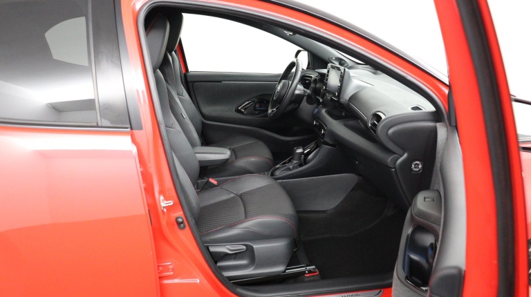 Toyota Yaris - 1.5 Hybrid Launch Edition 22