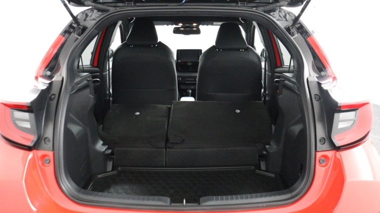 Toyota Yaris - 1.5 Hybrid Launch Edition 26