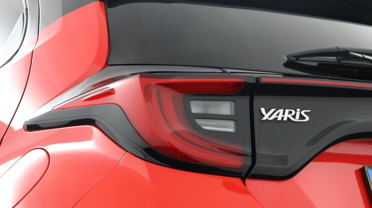 Toyota Yaris - 1.5 Hybrid Launch Edition 37