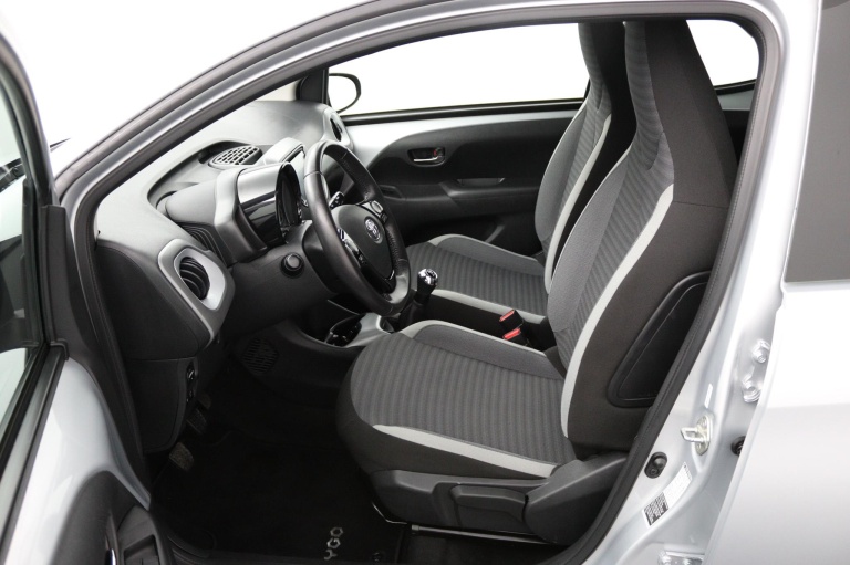 Toyota Aygo - 1.0 VVT-i x-play 17