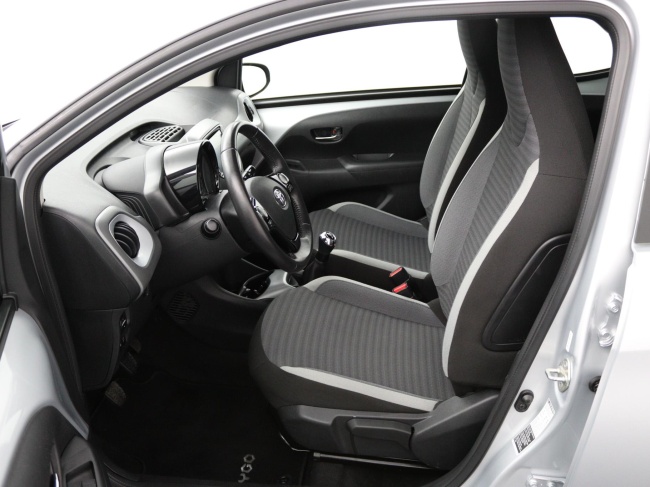 Toyota Aygo - 1.0 VVT-i x-play