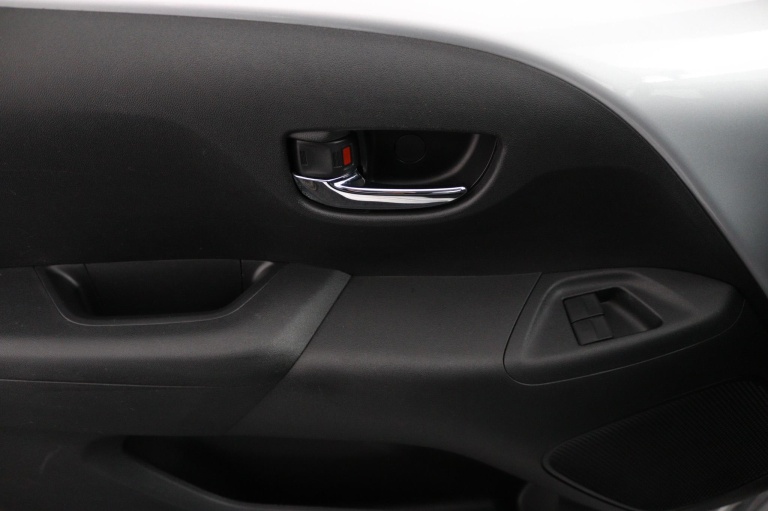 Toyota Aygo - 1.0 VVT-i x-play 27