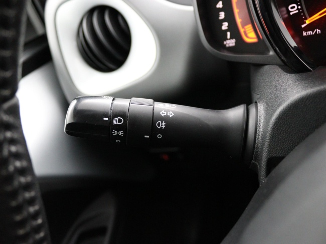 Toyota Aygo - 1.0 VVT-i x-play