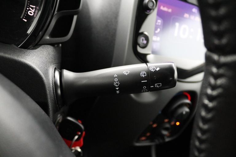 Toyota Aygo - 1.0 VVT-i x-play 30