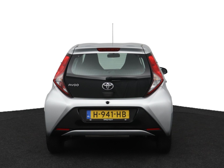 Toyota Aygo - 1.0 VVT-i x-play 45