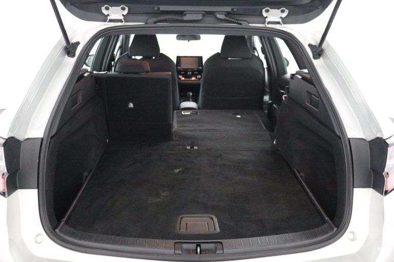 Toyota Corolla Touring Sports - 1.8 Hybrid Business 23