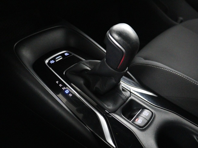 Toyota Corolla Touring Sports - 1.8 Hybrid Business