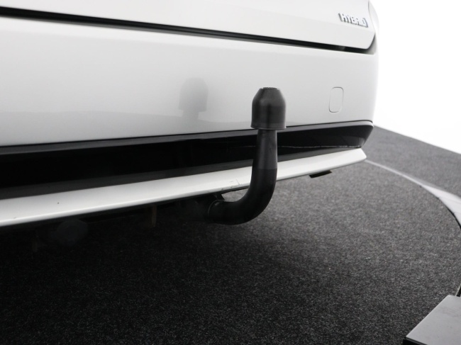 Toyota Corolla Touring Sports - 1.8 Hybrid Business