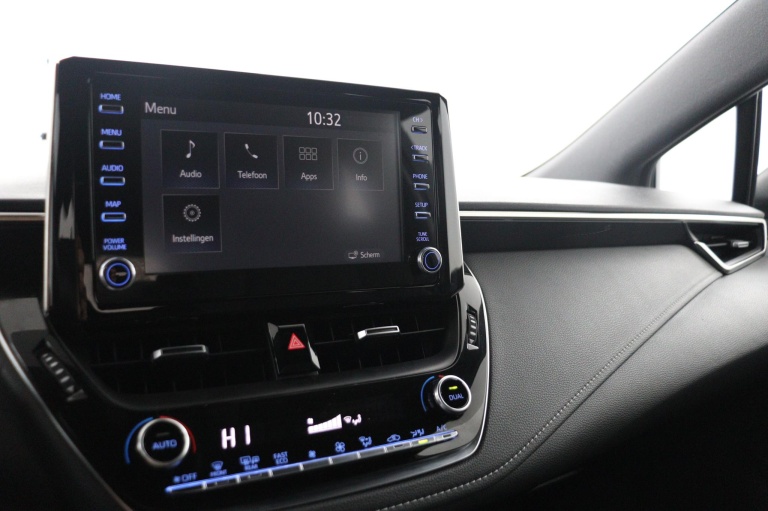 Toyota Corolla Touring Sports - 1.8 Hybrid Business 36