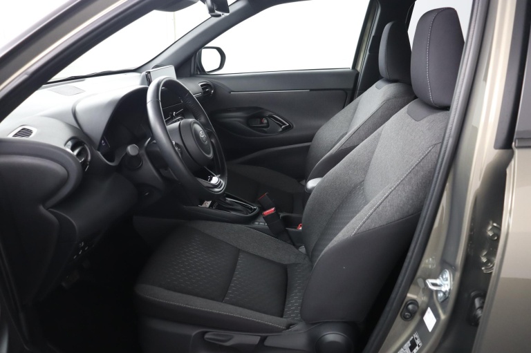 Toyota Yaris Cross - 1.5 Hybrid 115 First Edition 17