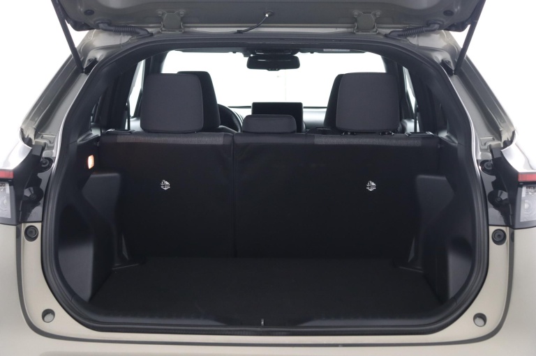 Toyota Yaris Cross - 1.5 Hybrid 115 First Edition 24