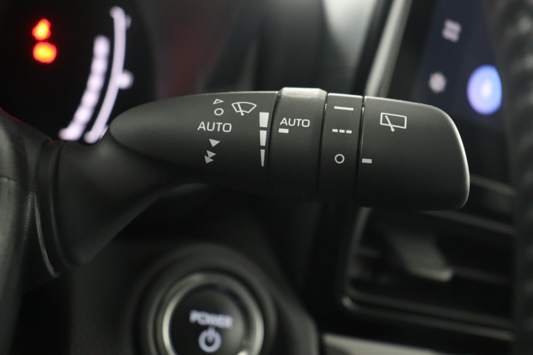 Toyota Yaris Cross - 1.5 Hybrid 115 First Edition 32