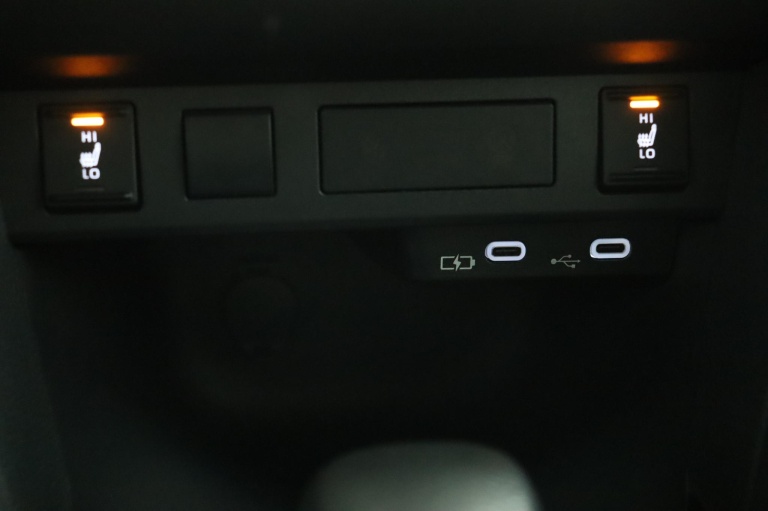 Toyota Yaris Cross - 1.5 Hybrid 115 First Edition 54