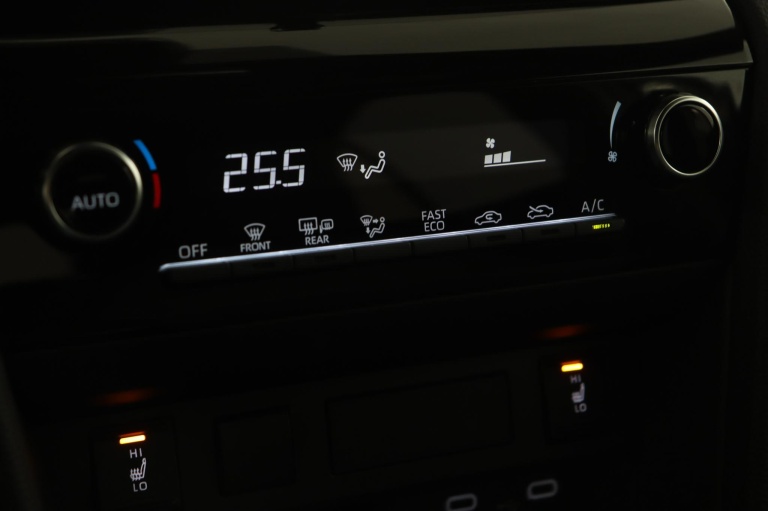 Toyota Yaris Cross - 1.5 Hybrid 115 First Edition 7