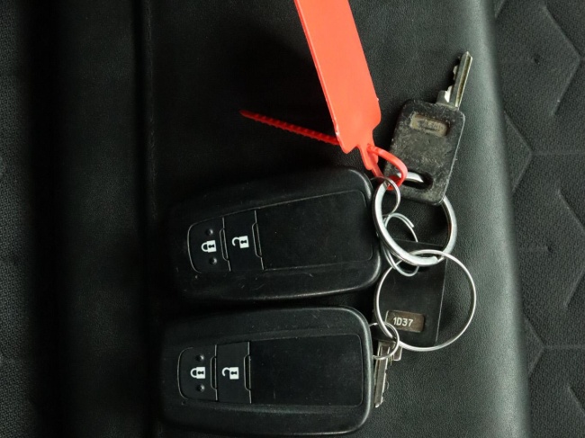 Toyota Corolla - 2.0 Hybrid First Edition