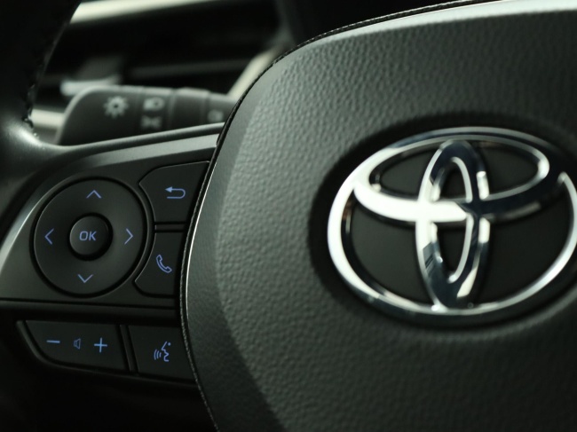 Toyota Corolla - 2.0 Hybrid First Edition