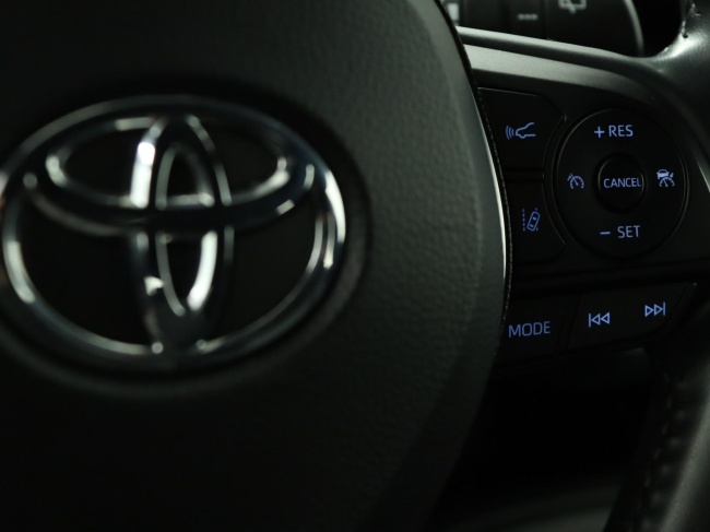 Toyota Corolla - 2.0 Hybrid First Edition