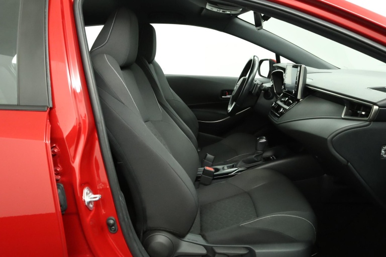 Toyota Corolla - 2.0 Hybrid First Edition 22