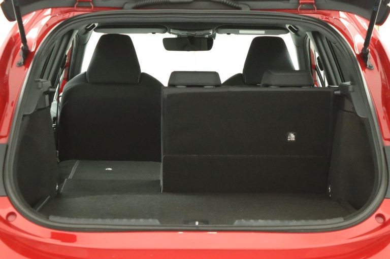 Toyota Corolla - 2.0 Hybrid First Edition 25