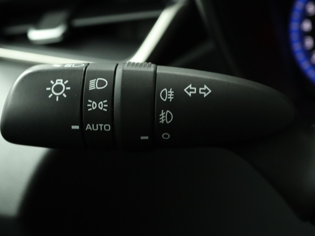 Toyota Corolla - 2.0 Hybrid First Edition