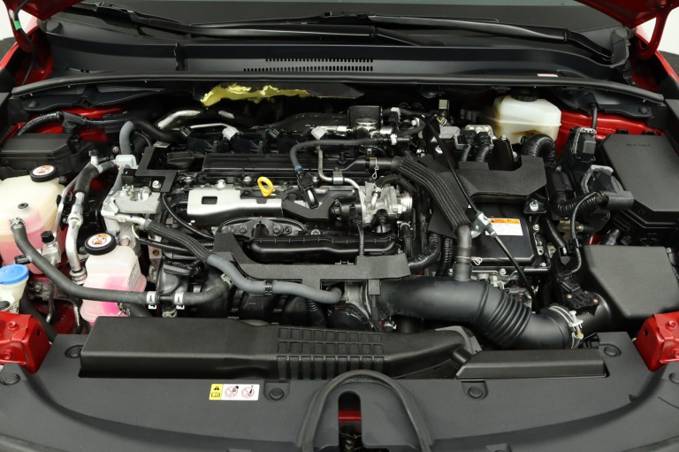 Toyota Corolla - 2.0 Hybrid First Edition 35