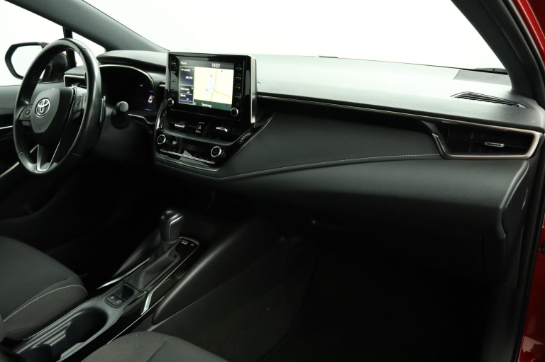 Toyota Corolla - 2.0 Hybrid First Edition 43