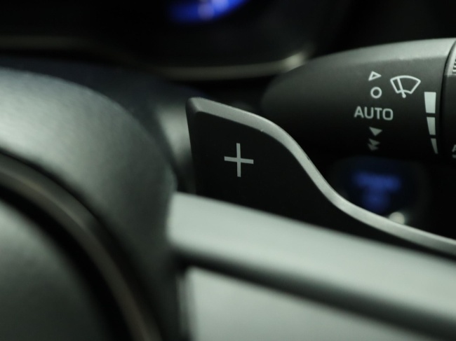 Toyota Corolla - 2.0 Hybrid First Edition