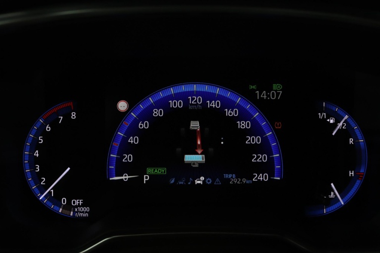 Toyota Corolla - 2.0 Hybrid First Edition 51