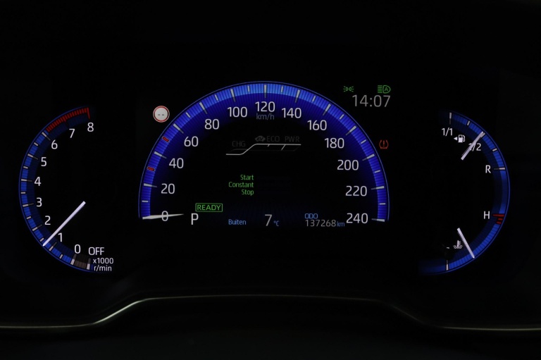 Toyota Corolla - 2.0 Hybrid First Edition 54