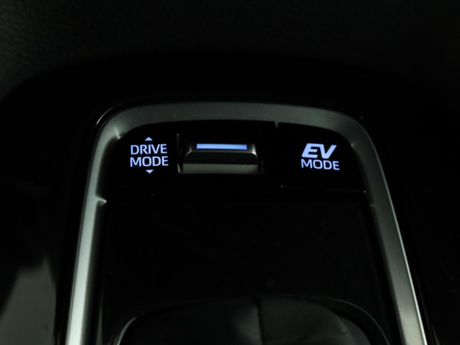 Toyota Corolla - 2.0 Hybrid First Edition