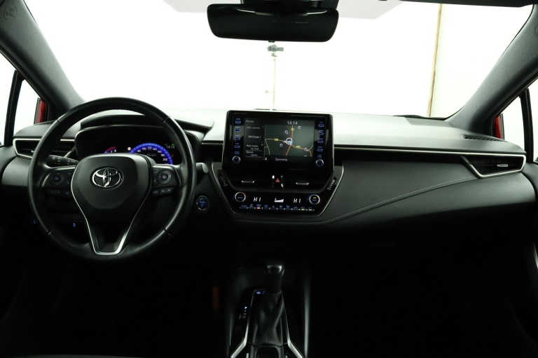 Toyota Corolla - 2.0 Hybrid First Edition 64