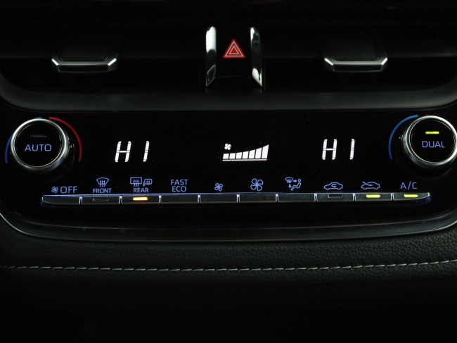 Toyota Corolla - 2.0 Hybrid First Edition