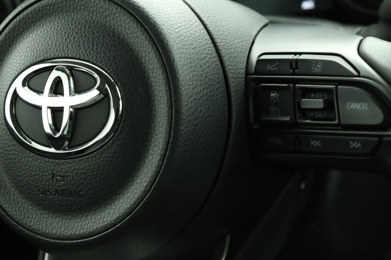 Toyota Yaris - 1.5 Hybrid Dynamic 20