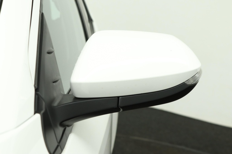 Toyota Yaris - 1.5 Hybrid Dynamic 35