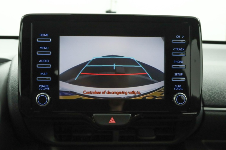 Toyota Yaris - 1.5 Hybrid Dynamic 8