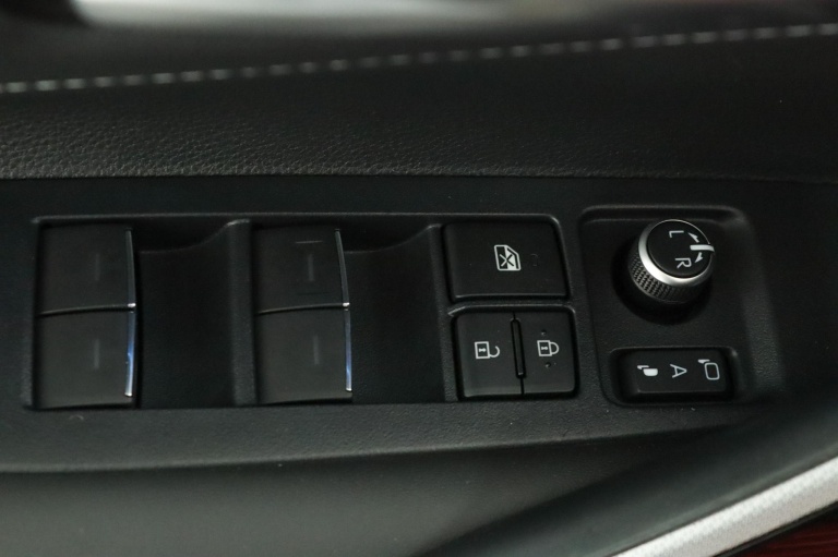 Toyota Corolla Touring Sports - 1.8 Hybrid Dynamic 28