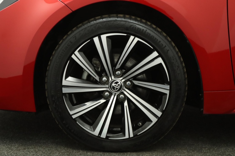 Toyota Corolla Touring Sports - 1.8 Hybrid Dynamic 37