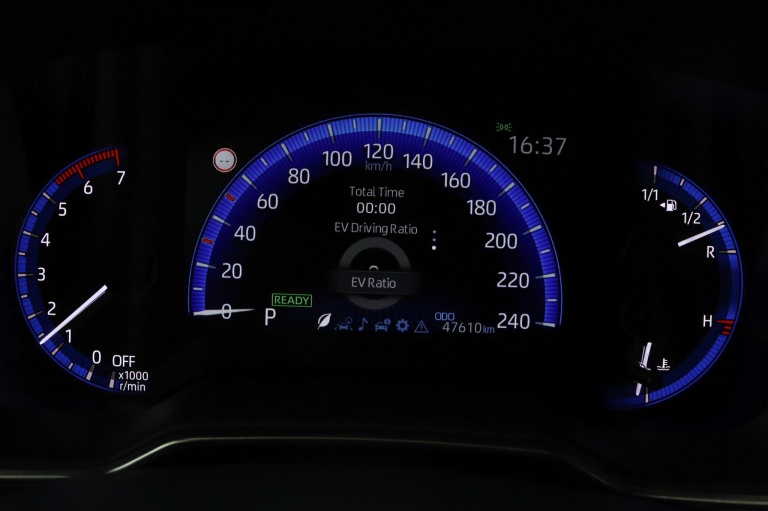 Toyota Corolla Touring Sports - 1.8 Hybrid Dynamic 45