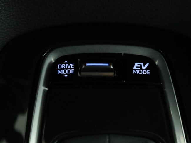 Toyota Corolla Touring Sports - 1.8 Hybrid Dynamic