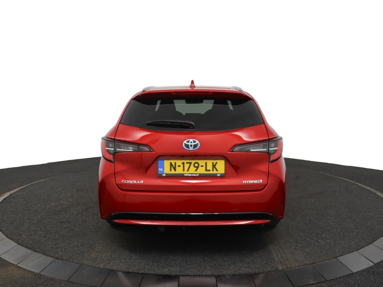 Toyota Corolla Touring Sports - 1.8 Hybrid Dynamic 67