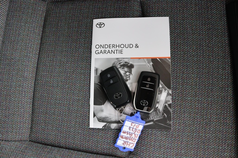 Toyota C-HR - 1.8 Hybrid 140 Dynamic 20