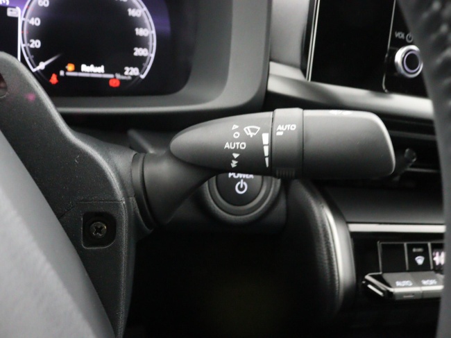 Toyota C-HR - 1.8 Hybrid 140 Dynamic