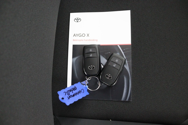 Toyota Aygo X - Hybrid 115 envy 20