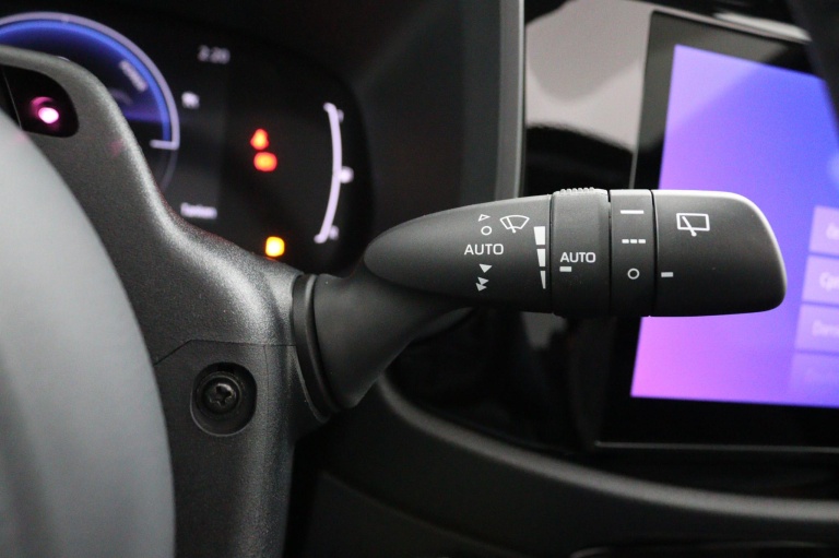 Toyota Aygo X - Hybrid 115 envy 30