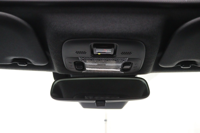 Toyota Aygo X - Hybrid 115 envy 31