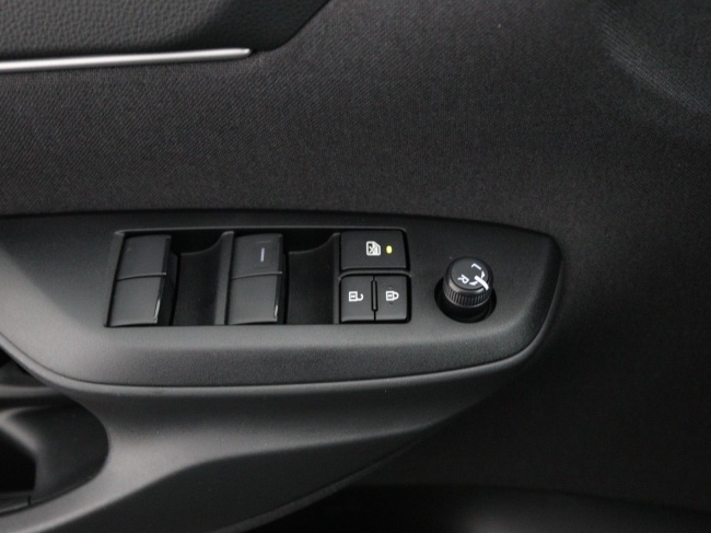 Toyota Yaris Cross - 1.5 Hybrid 115 First Edition