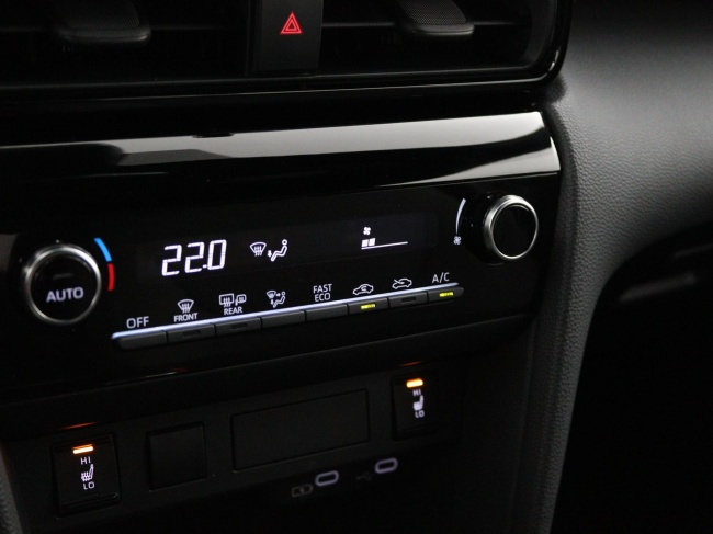 Toyota Yaris Cross - 1.5 Hybrid 115 First Edition