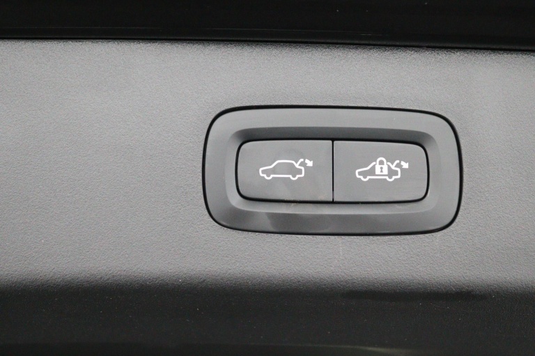 Lynk & Co 01 - 1.5 38