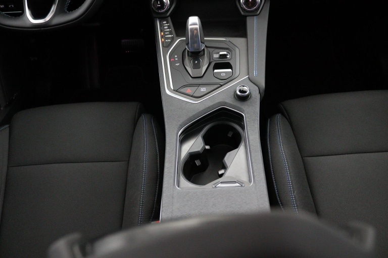 Lynk & Co 01 - 1.5 42