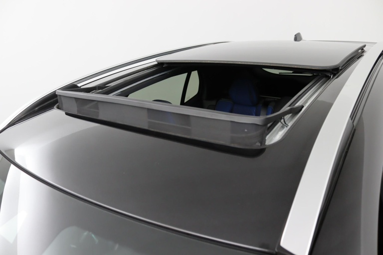 Lynk & Co 01 - 1.5 44